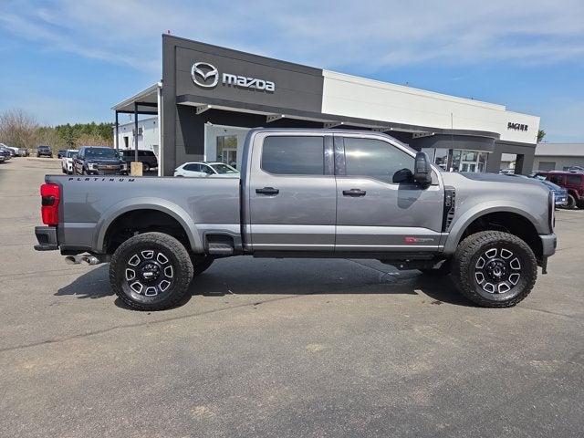 2025 Ford F-250 Super Duty Platinum