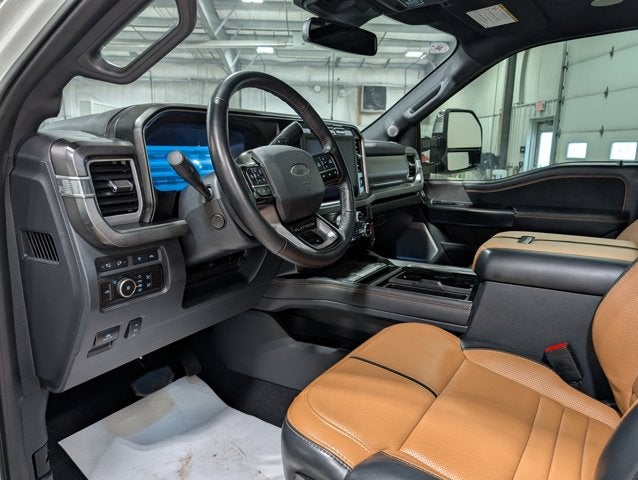 2024 Ford F-250 Super Duty Platinum
