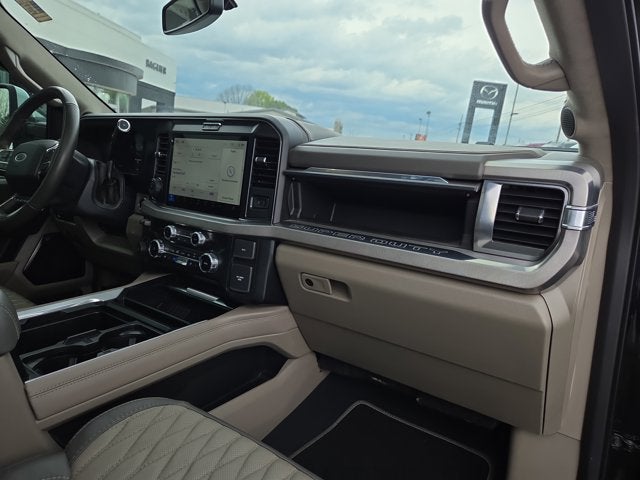 2025 Ford F-250 Super Duty Platinum
