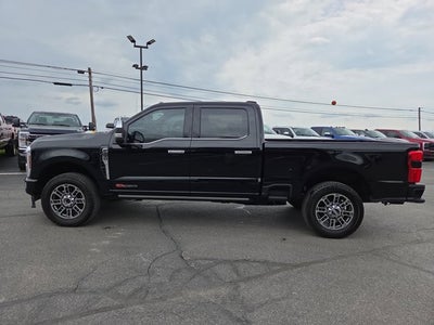 2025 Ford F-250 Super Duty Platinum