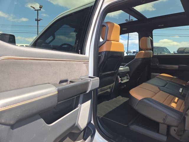 2023 Ford F-350 Super Duty Platinum