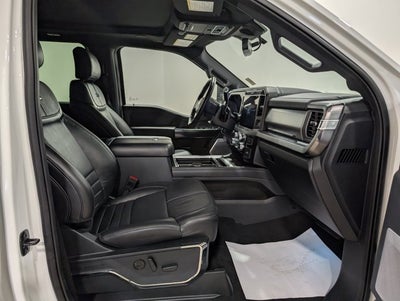 2025 Ford F-350 Super Duty Platinum