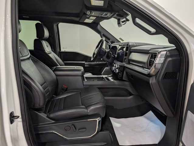 2025 Ford F-350 Super Duty Platinum