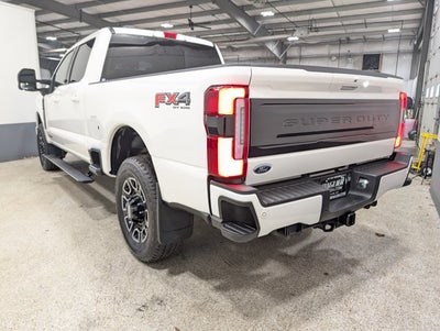 2025 Ford F-350 Super Duty Platinum