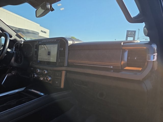2023 Ford F-350 Super Duty Platinum