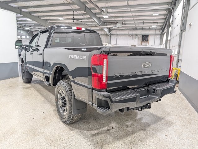 2024 Ford F-350 Super Duty LARIAT