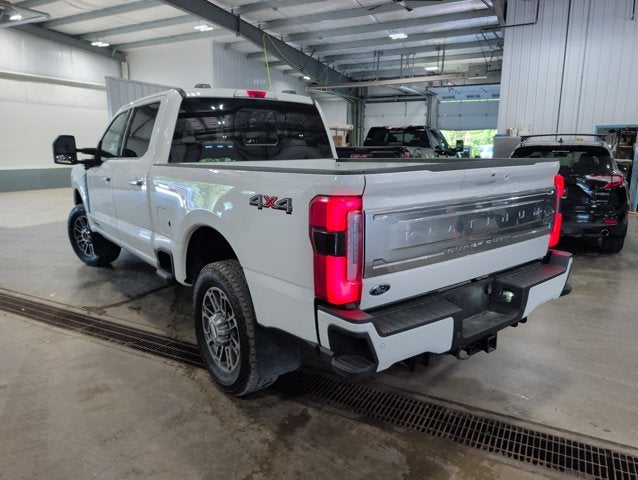 2025 Ford F-350 Super Duty Platinum