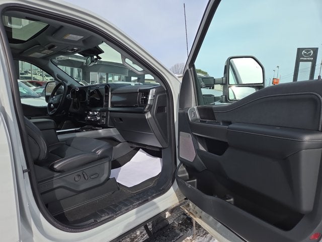 2025 Ford F-350 Super Duty LARIAT