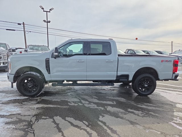 2025 Ford F-350 Super Duty LARIAT