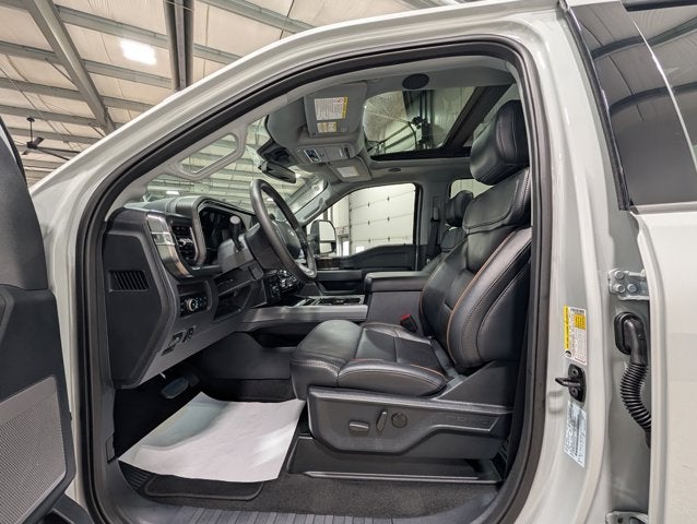 2025 Ford F-350 Super Duty LARIAT