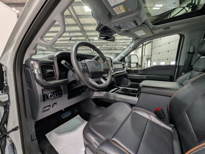 2025 Ford F-350 Super Duty LARIAT