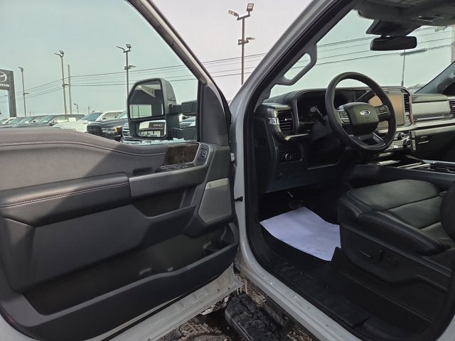 2025 Ford F-350 Super Duty LARIAT