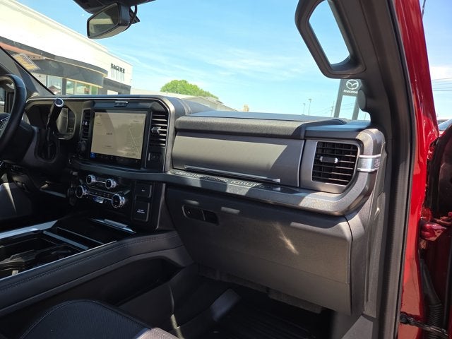 2025 Ford F-350 Super Duty Platinum