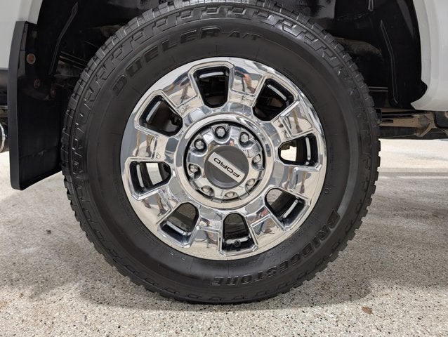 2025 Ford F-350 Super Duty LARIAT