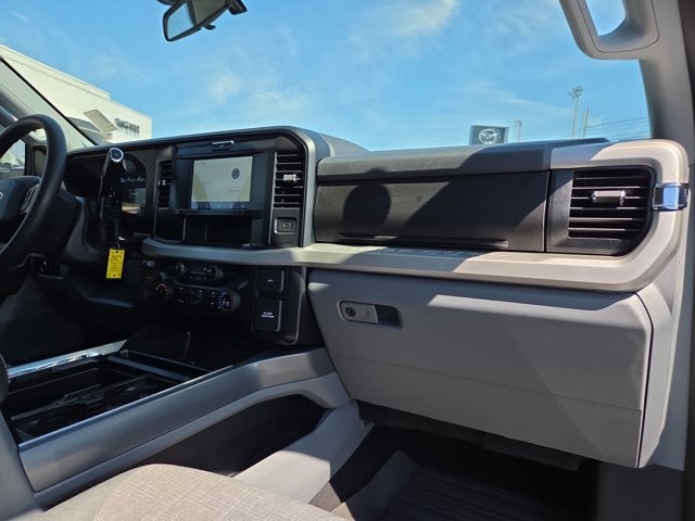 2025 Ford F-350 Super Duty XLT