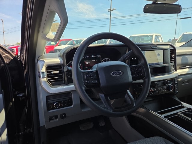 2025 Ford F-350 Super Duty XLT