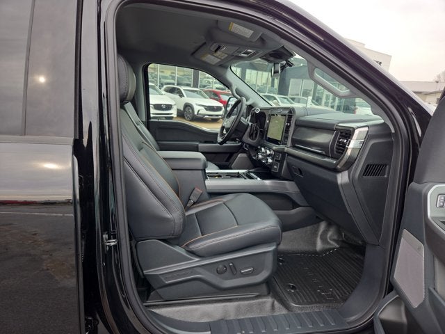 2025 Ford F-350 Super Duty LARIAT