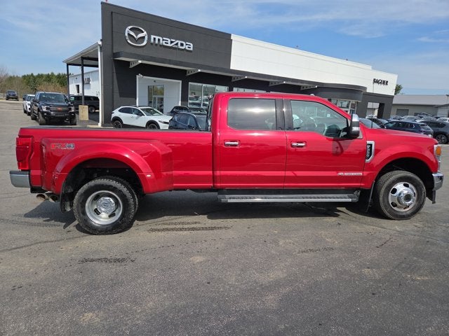 2022 Ford F-350 Super Duty LARIAT