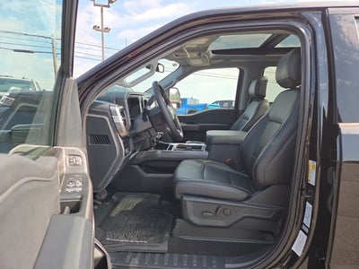 2025 Ford F-450 Super Duty LARIAT