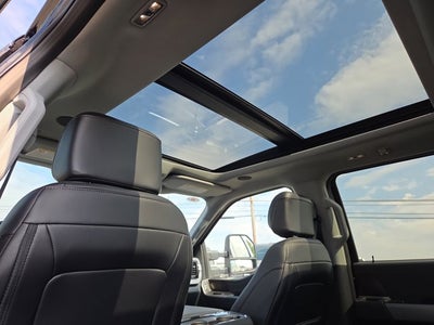 2025 Ford F-450 Super Duty LARIAT