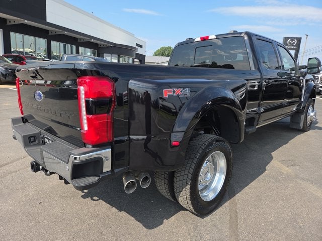 2025 Ford F-450 Super Duty LARIAT