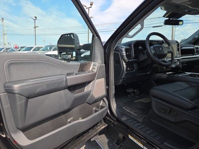 2025 Ford F-450 Super Duty LARIAT