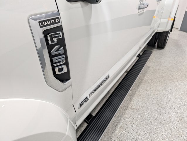 2022 Ford F-450 Super Duty Limited