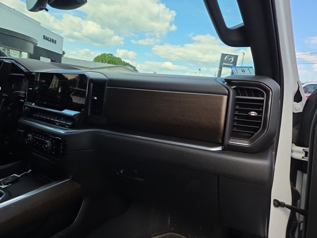2025 Chevrolet Silverado 3500HD High Country