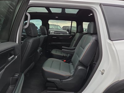 2024 GMC Acadia AWD AT4