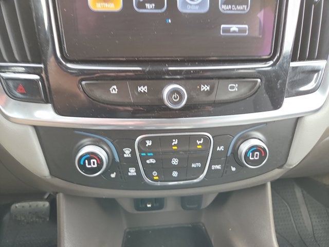 2018 Chevrolet Traverse LT Cloth