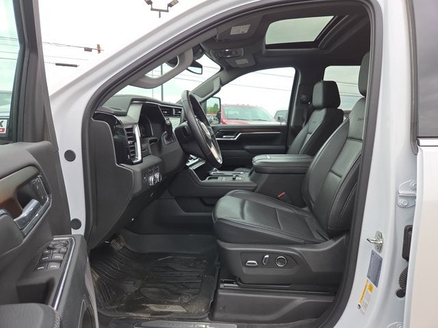 2025 GMC Sierra 3500HD Denali