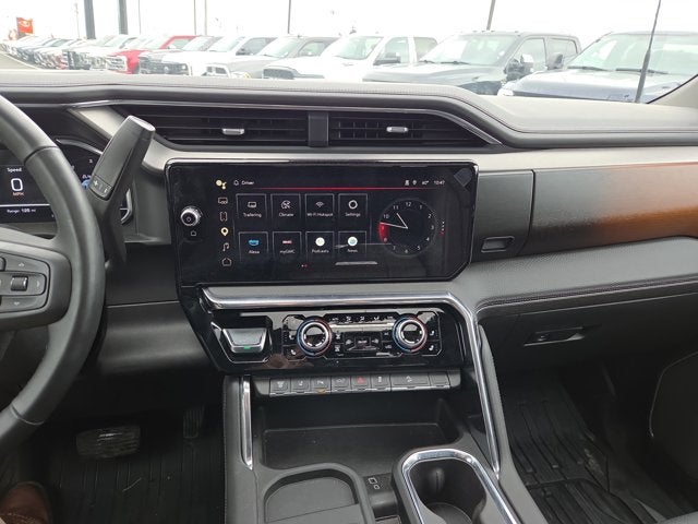 2025 GMC Sierra 3500HD Denali