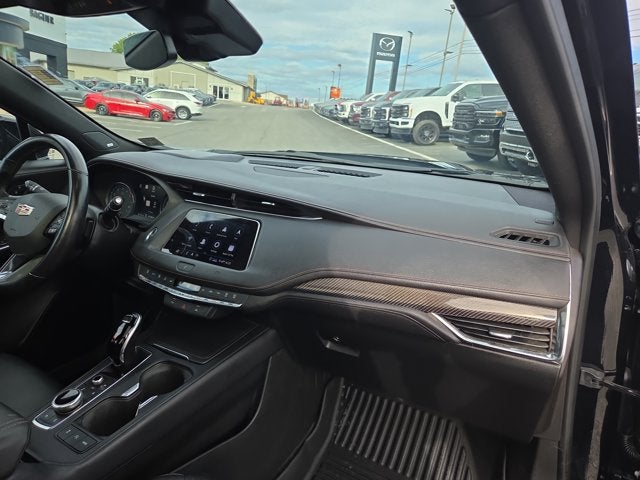 2020 Cadillac XT4 AWD Sport