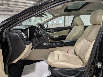 2023 Nissan Maxima Platinum
