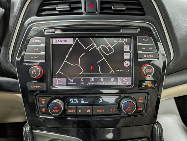 2023 Nissan Maxima Platinum