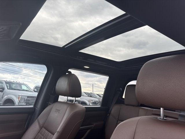 2023 Nissan Titan Platinum Reserve