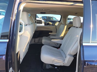 2017 Chrysler Pacifica LX