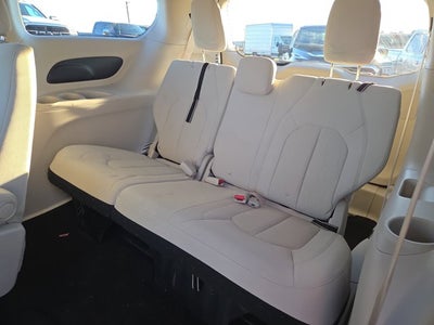 2017 Chrysler Pacifica LX