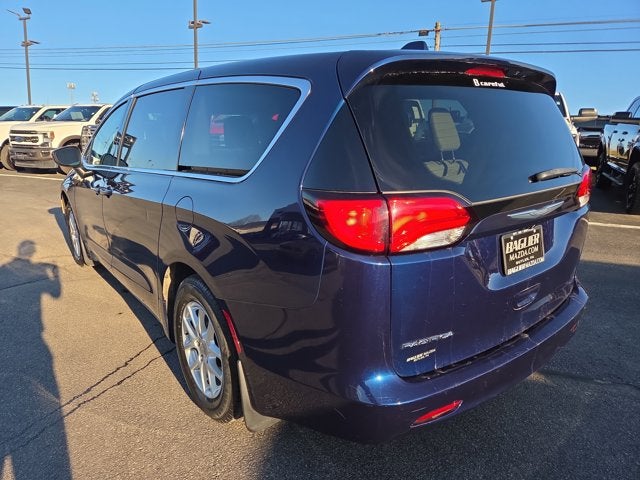 2017 Chrysler Pacifica LX