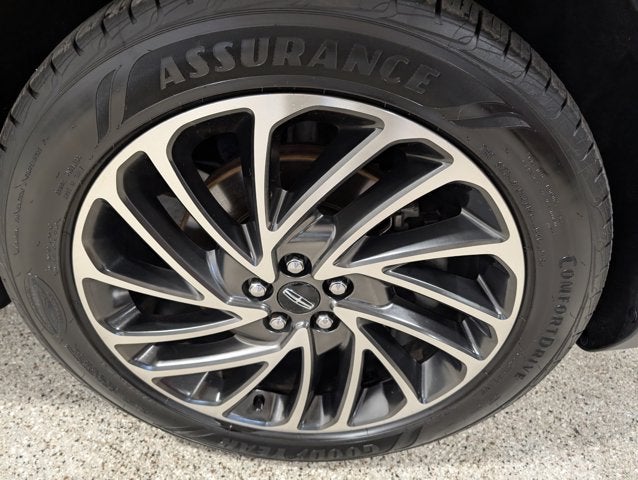 2020 Lincoln Nautilus Reserve