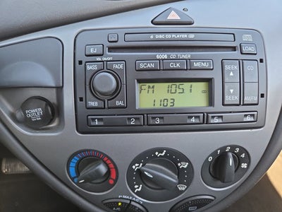 2002 Ford Focus ZX3 Base