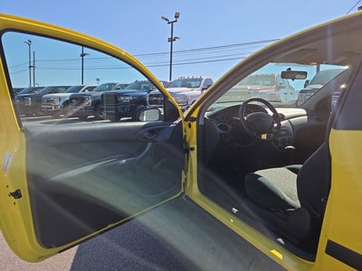 2002 Ford Focus ZX3 Base