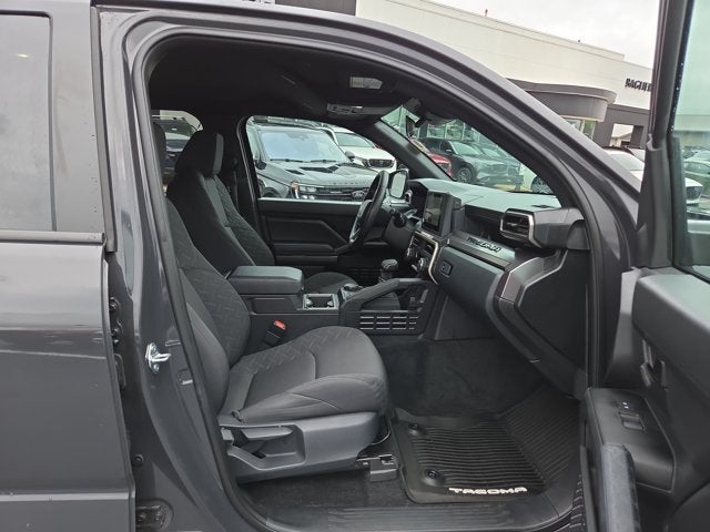 2026 Toyota Tacoma 4WD SR5