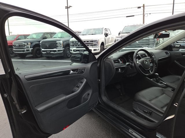 2017 Volkswagen Jetta 1.8T SEL