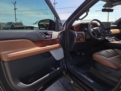 2024 Lincoln Navigator L Reserve
