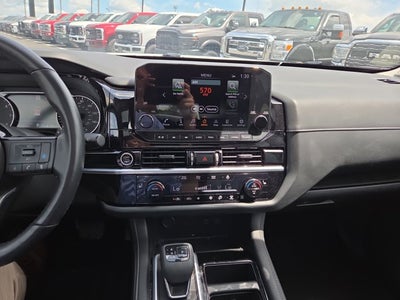 2023 Nissan Pathfinder SL