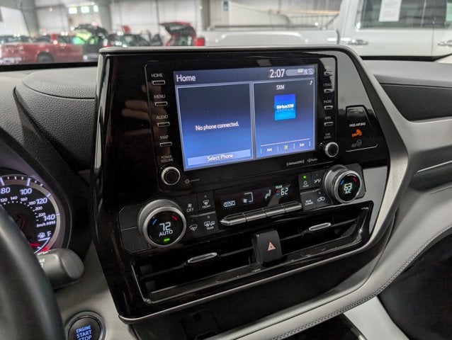 2021 Toyota Highlander LE