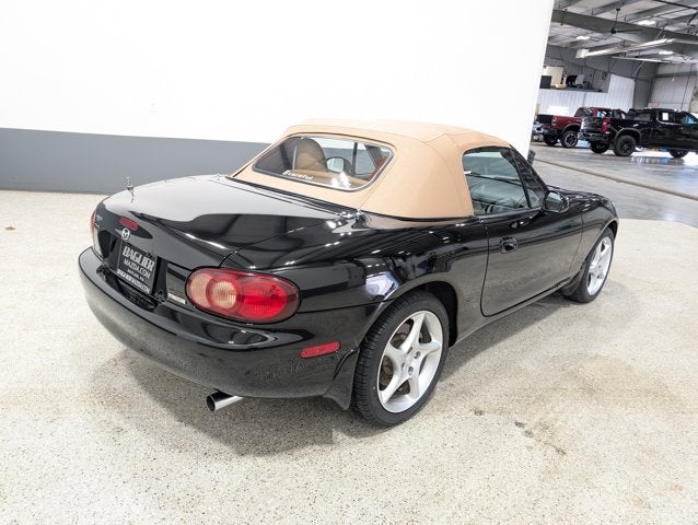 2001 Mazda Mazda MX-5 Miata LS