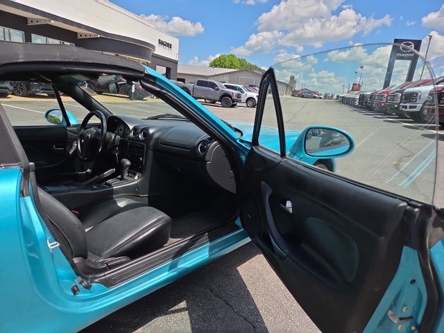 2003 Mazda Mazda MX-5 Miata Cloth