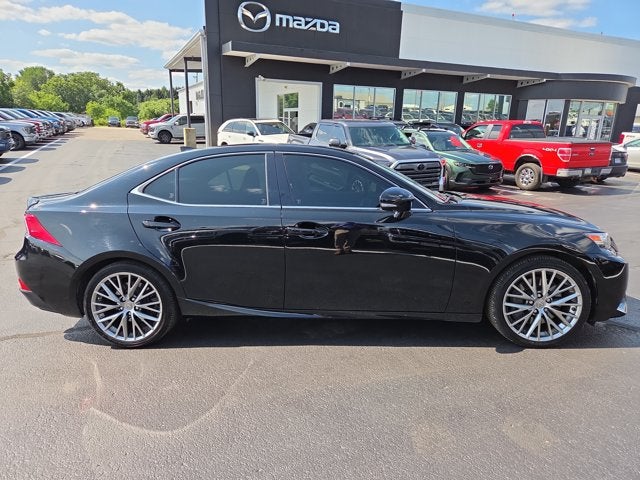 2016 Lexus IS 300 
